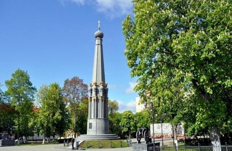 Памятник героям Отечественной войны 1812 года в г. Полоцк