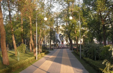 Сквер Иконникова в Бресте