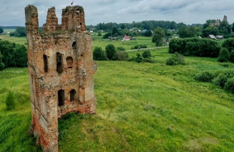 Смолянский замок («Белый коваль»)