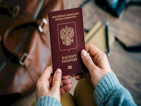 Важно: с 20 января 2026 года правила пересечения границы РФ меняются для детей до 14 лет.