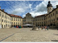 Лето в Несвиже 2026: театр под открытым небом, джаз в замке и рекордный турпоток