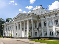 Усадьба Булгаков в Жиличах: белорусский Версаль и хит соцсетей