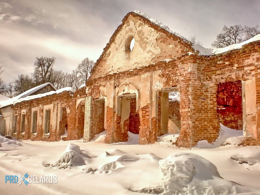 Khmarov manor in the village of Semkovo | About Belarus