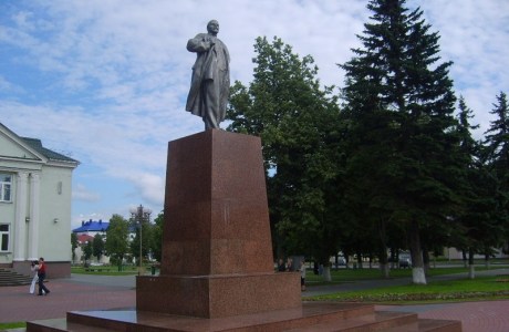 Памятник Ленину в Волковыске