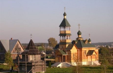 Церковь Крестовоздвиженская в д. Королев Стан