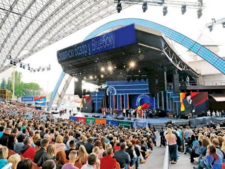 «СЛАВЯНСКИЙ БАЗАР 2021»: как добраться из Минска до Витебска, программа фестиваля
