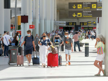 Страны Евросоюза меняют правила въезда для туристов