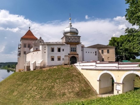В Гродно после реконструкции открывается Старый Замок