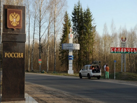 С полуночи 18 марта снимаются все ограничения на перемещение граждан между Россией и Беларусью