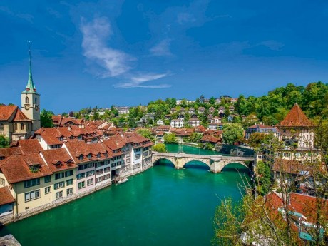 Швейцария со 2 мая отменит все ковидные ограничения на въезд для туристов