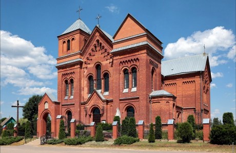 Костел Святой Троицы в Росице